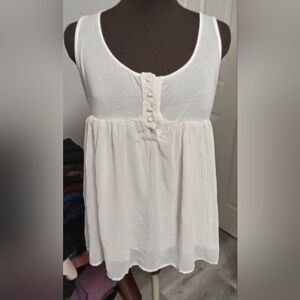 5/$20**Medium Mystree white rayon babydoll tank